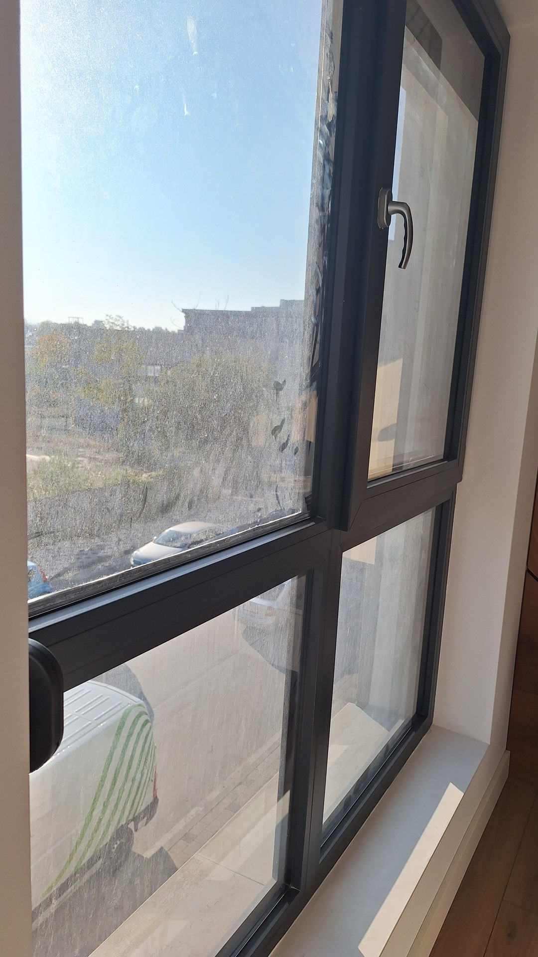 Before photo for Почистване на прозорци